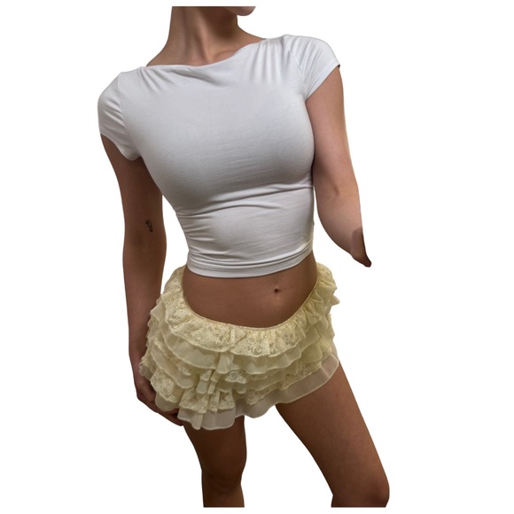 Source Unknown Cream Ruffled Skort - Picture 4 of 9